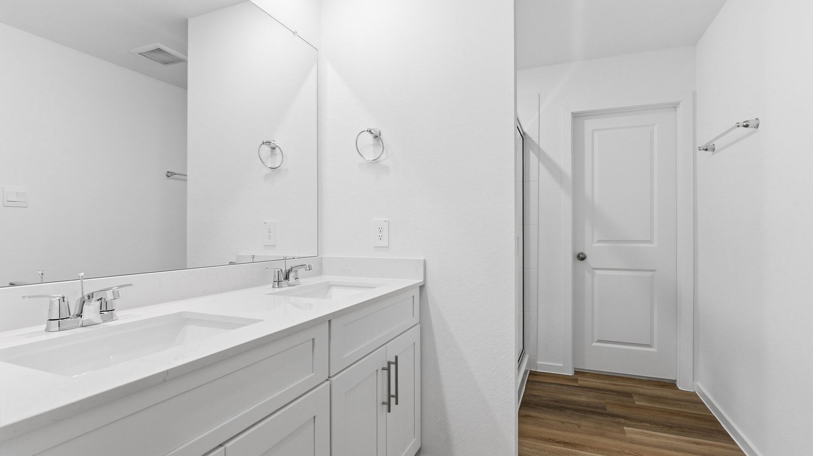 primary bathroom with two sinks