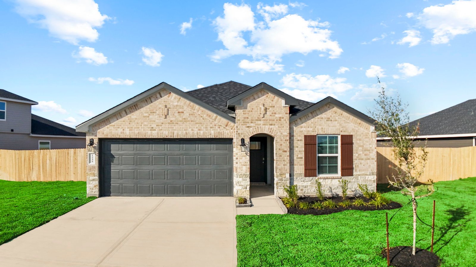 1013 Paddlefish Lane exterior