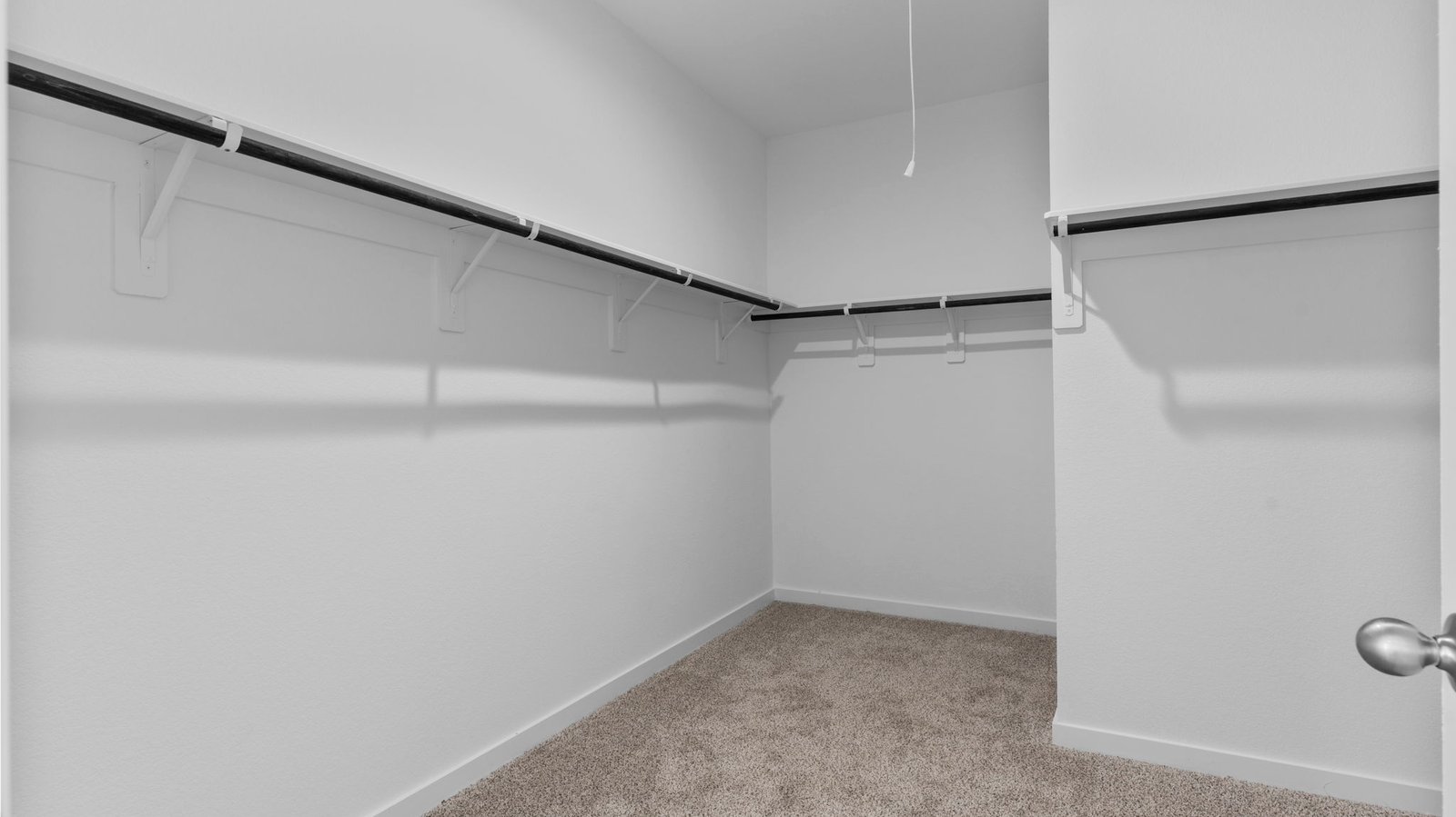 walk in primary closet