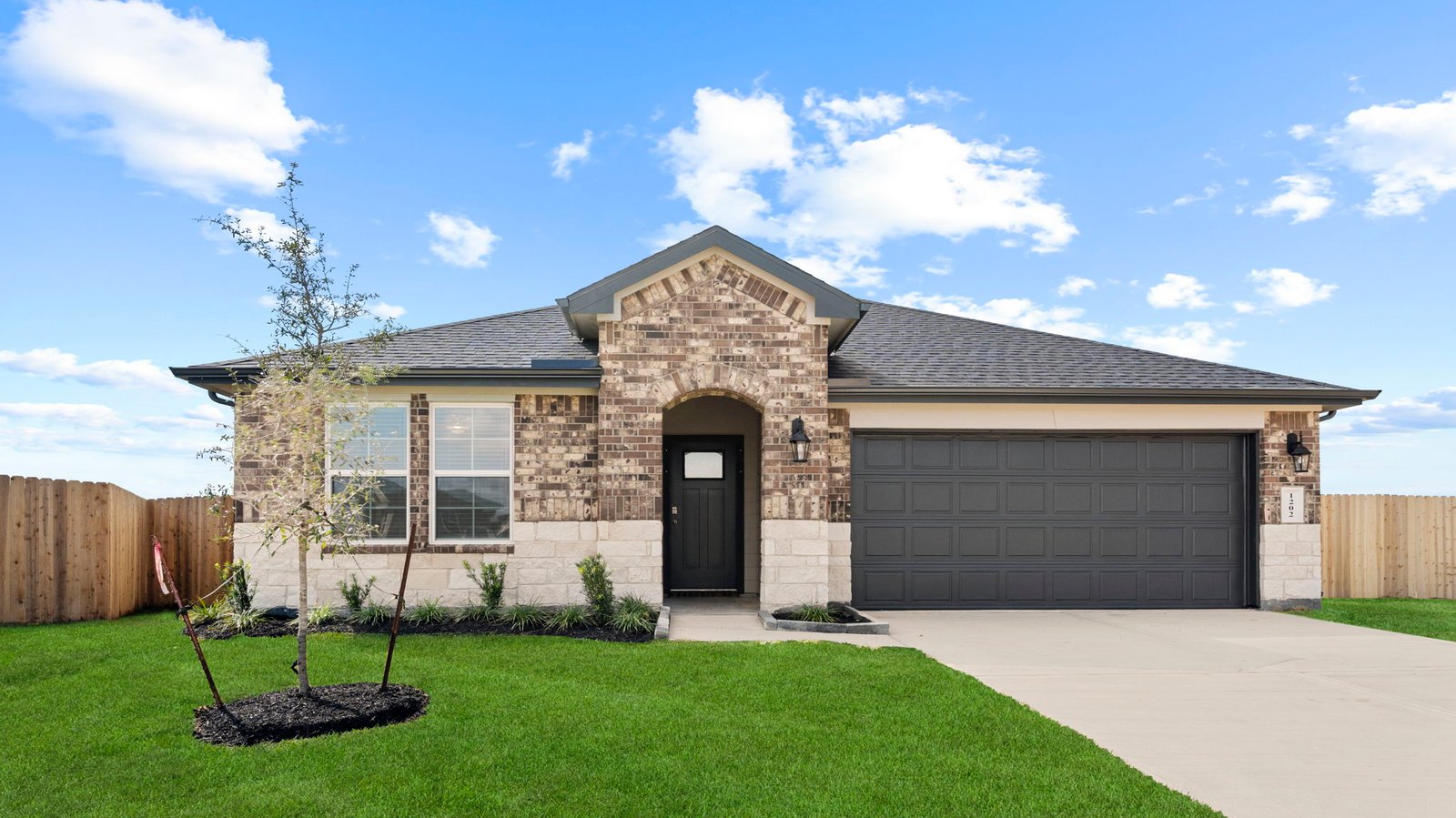 1011 Paddlefish Lane exterior