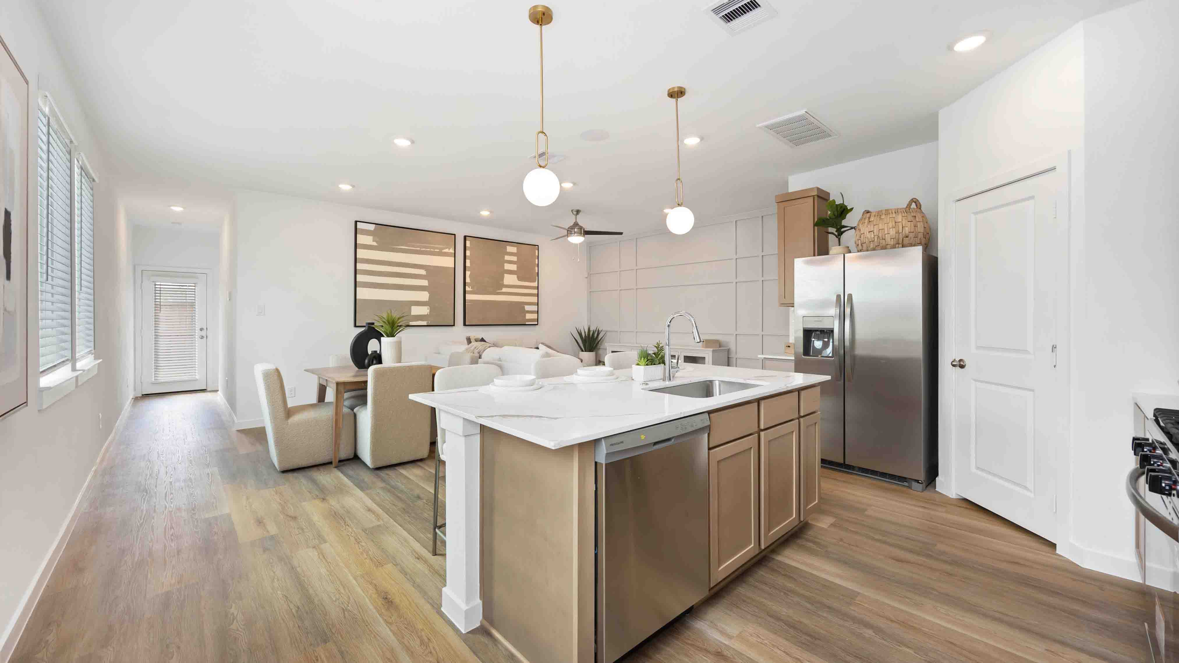 kitchen island - a spacious island offers bar seating perfect for dining or entertaining