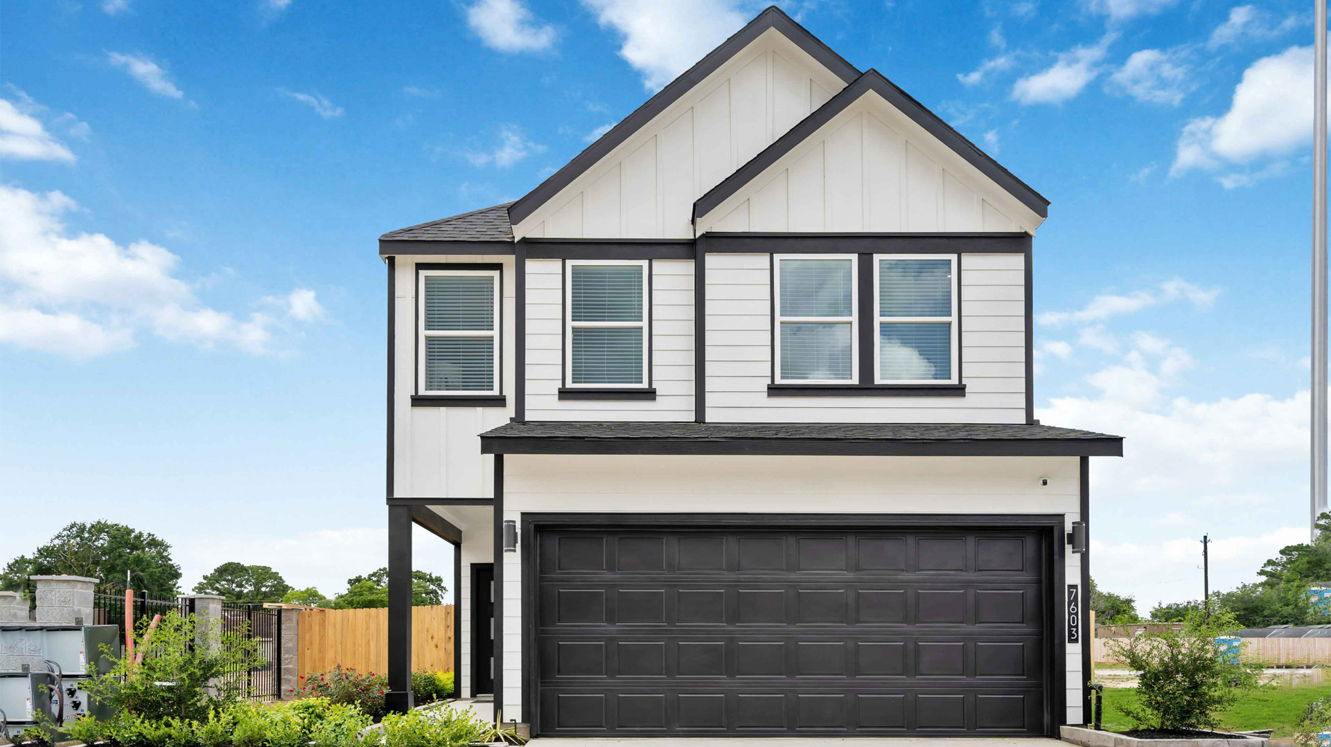 7617 Inwood Hills Ln. exterior