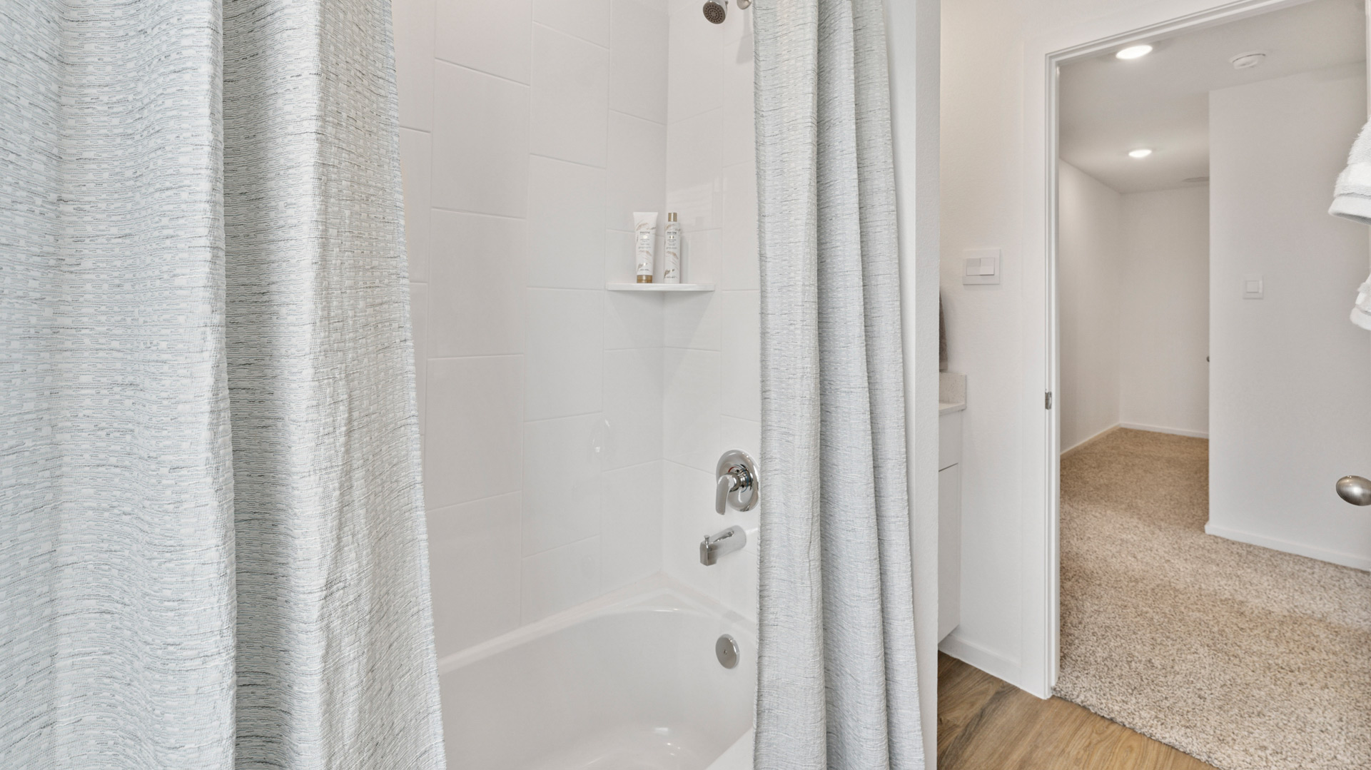 the second full bathroom has a shower/tub combo