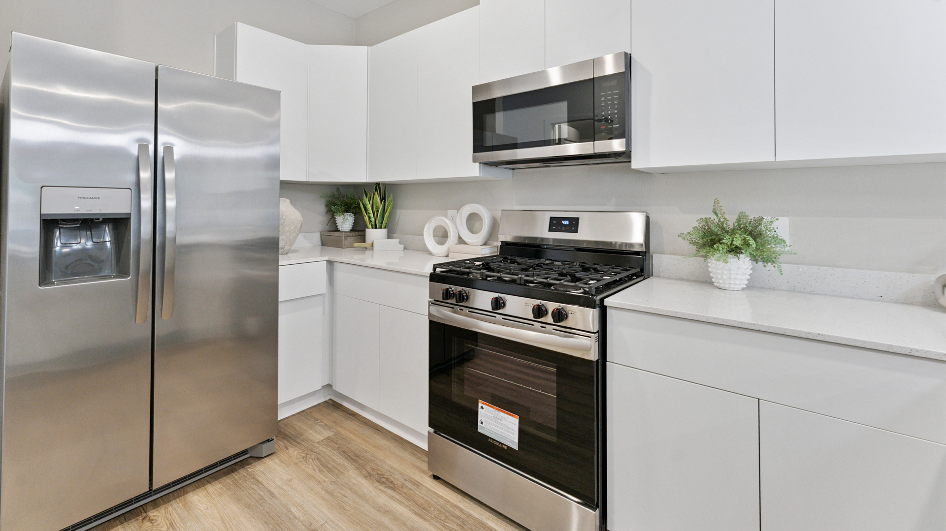 brand-new stainless steel appliances come included in your new home
