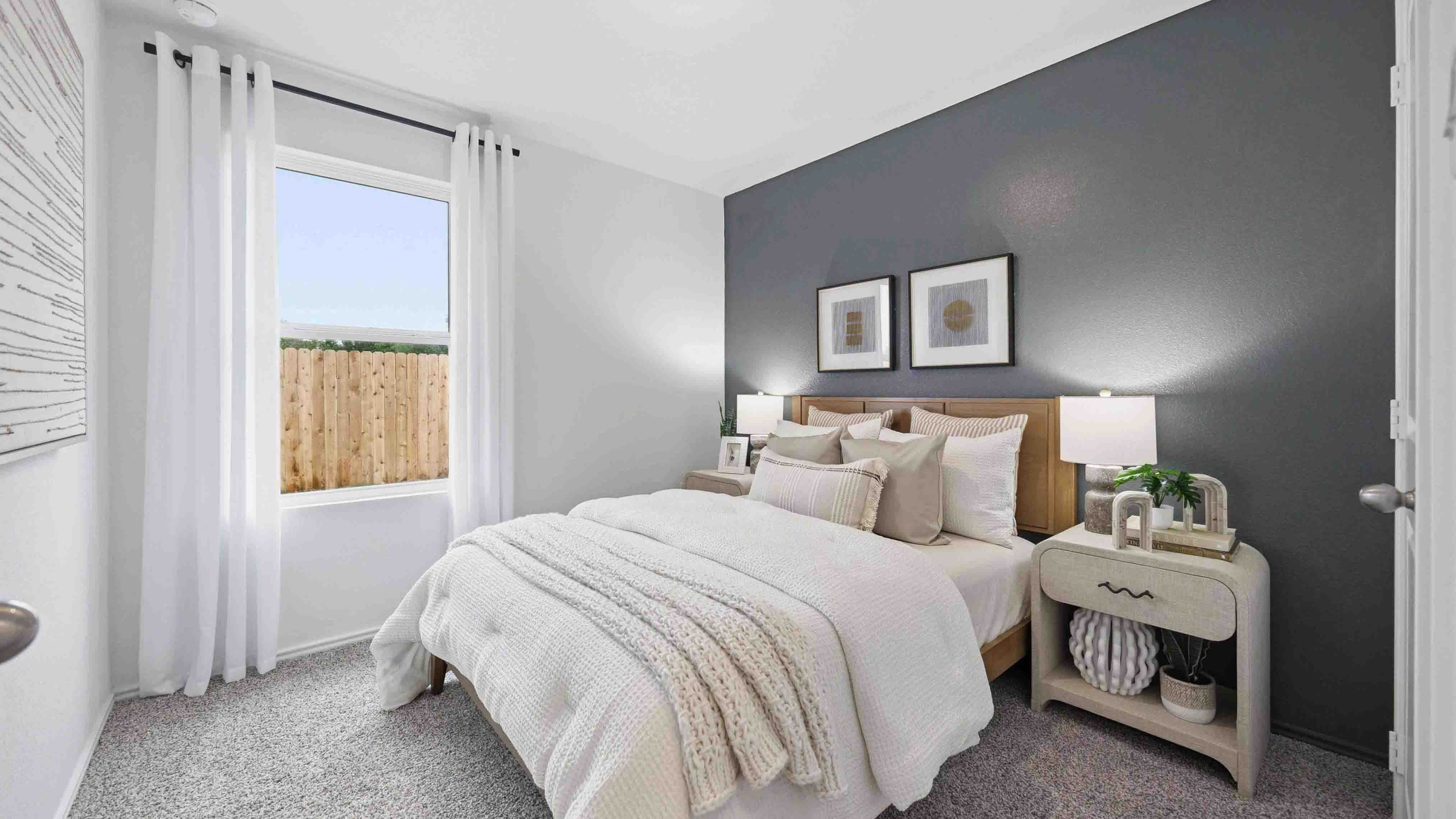 secondary bedroom with one exterior window