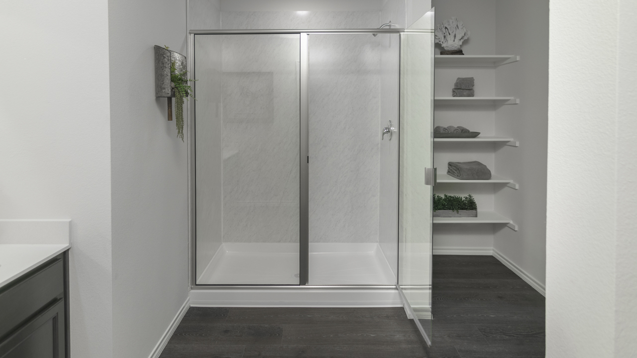 X40I primary bathroom