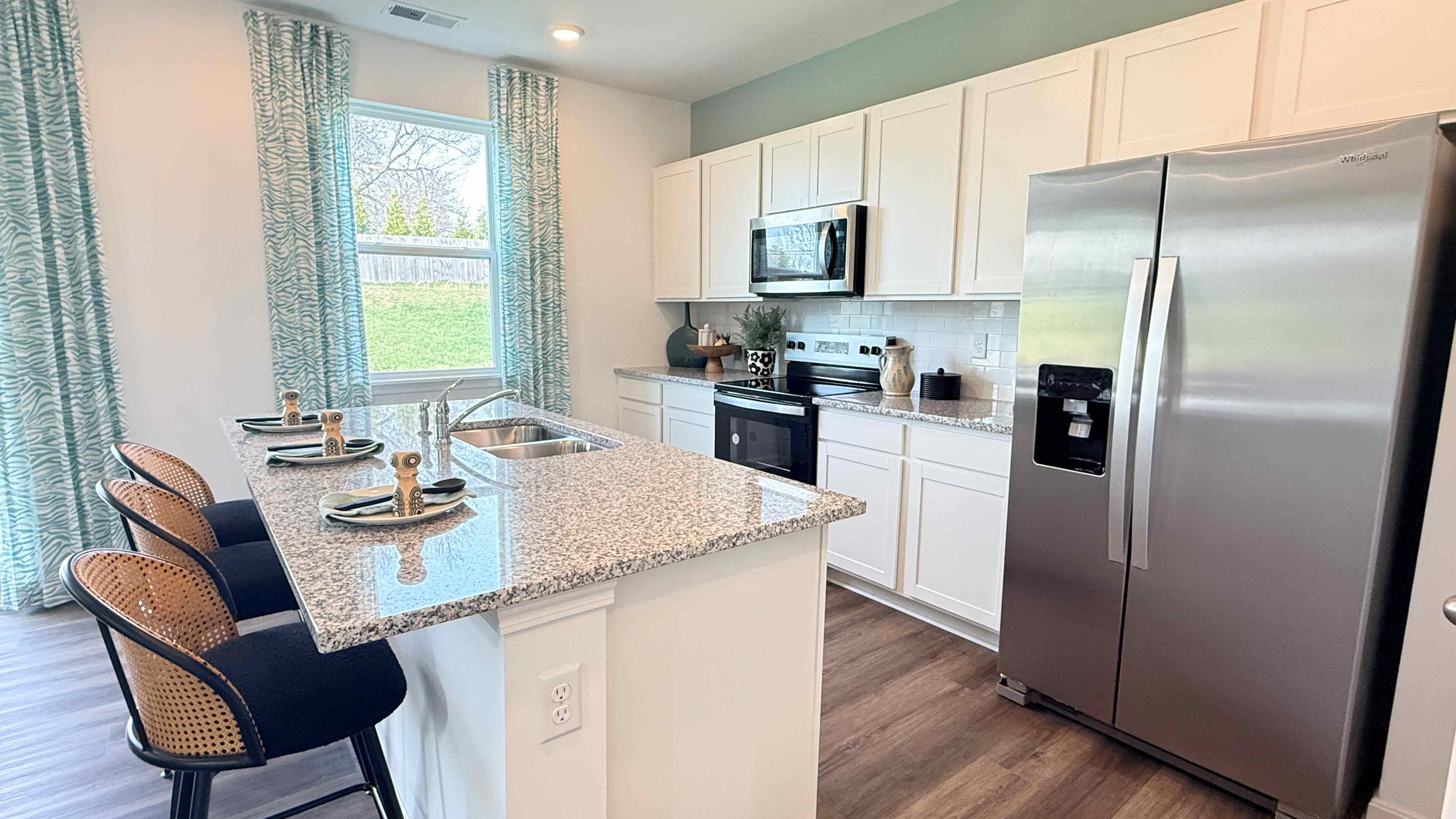 Other view of kitchen.