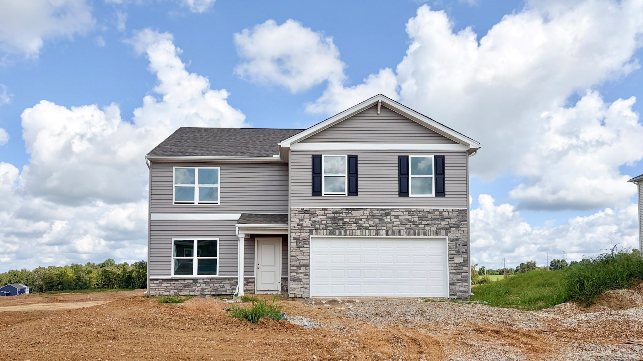 225 Saratoga Lane exterior