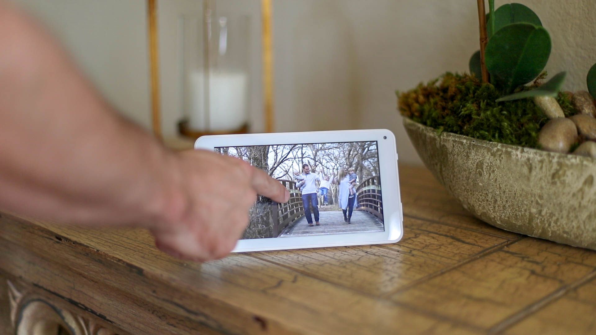 Security system touch screen