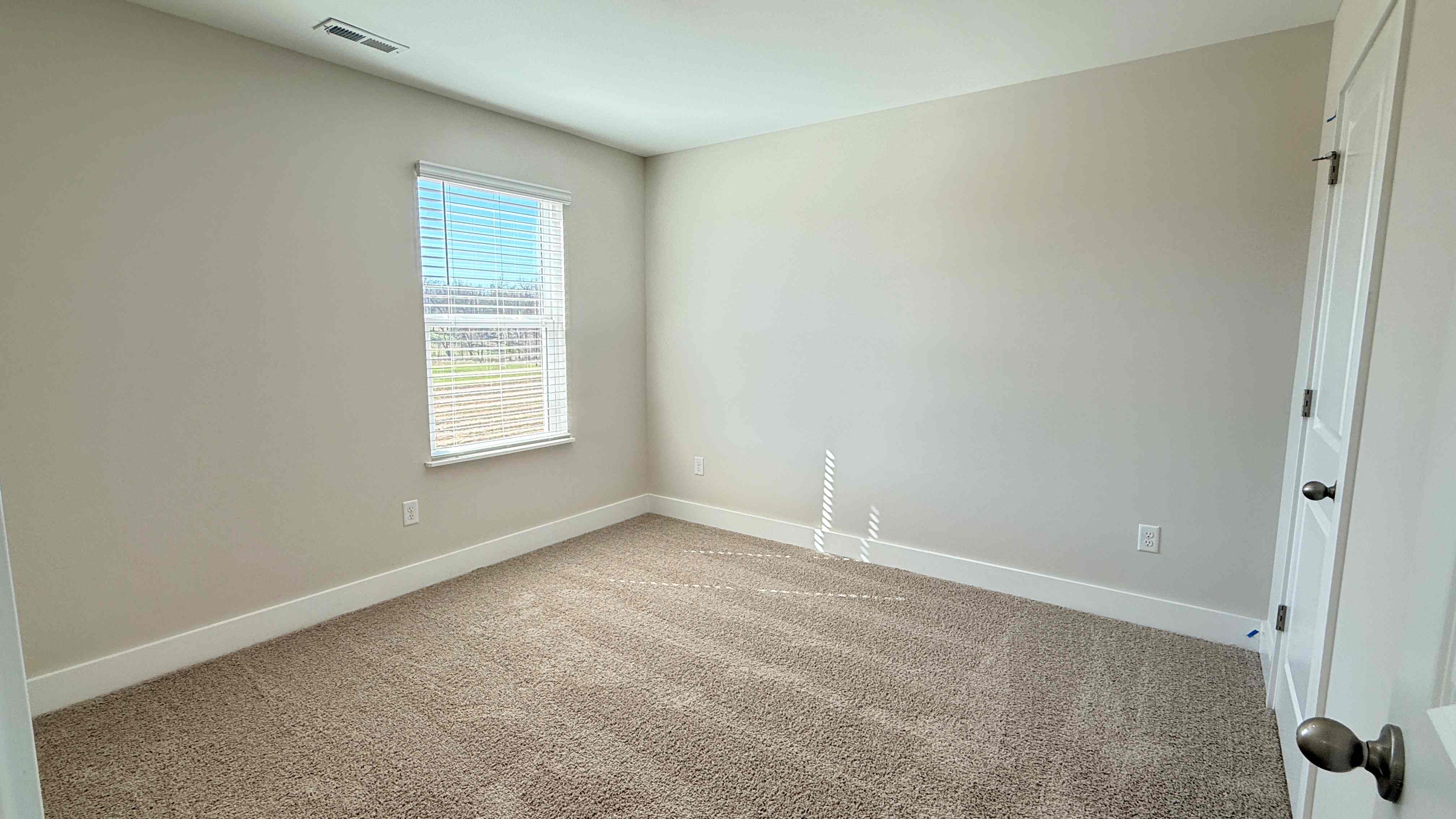Upstairs spare bedroom.