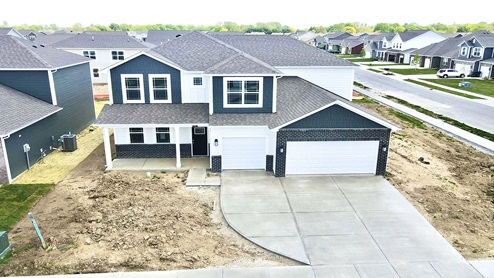 At 3,062 square feet, the Johnstown has everything you are looking for and more with 5 bedrooms, 3.5 baths and 3-car garage