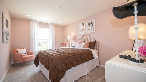 bedroom pink walls