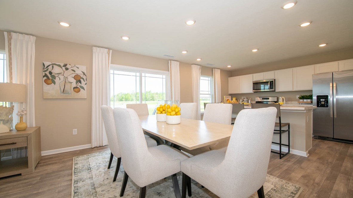 dining nook in between kitchen and great room