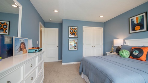 bedroom 2 with spacious closet