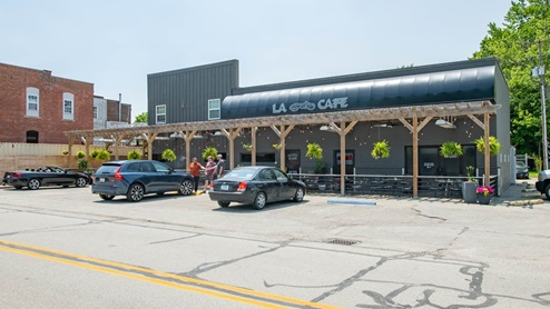 Enjoy the L.A. Cafe for dinner or lunch