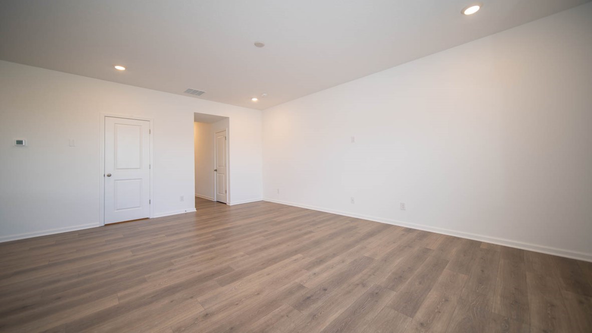 great room with lots of space for entertaining