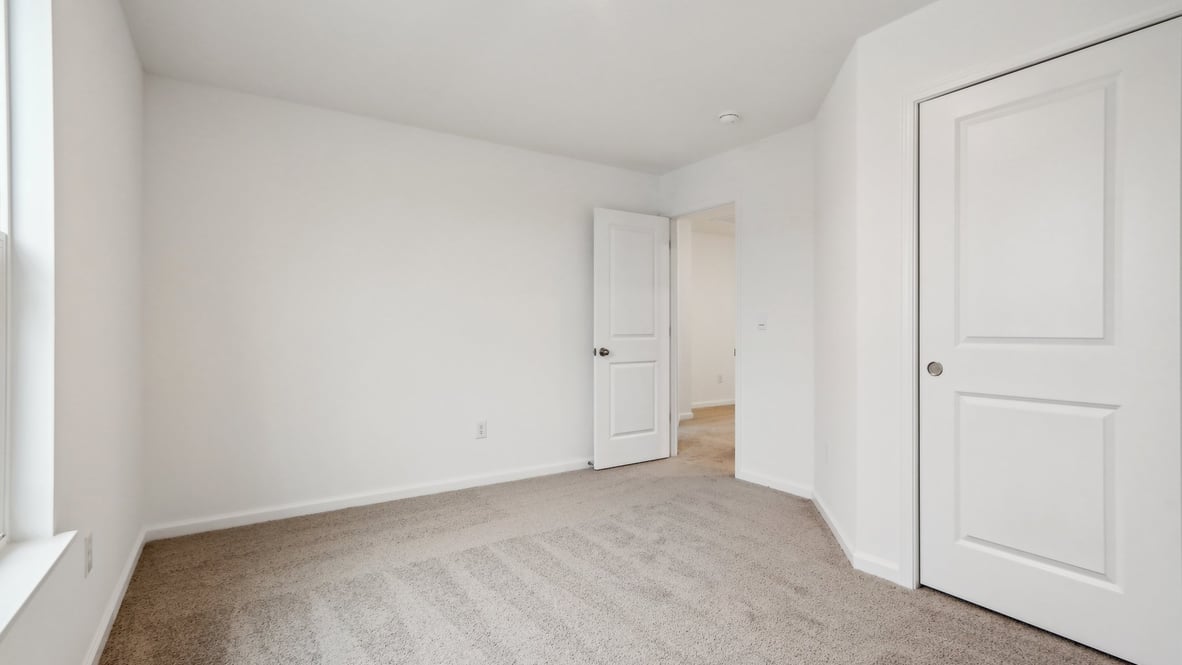 bedroom with spacious closet