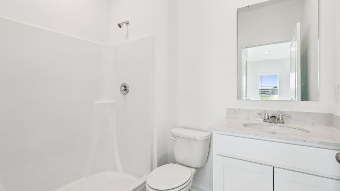 bathroom with shower and tub combo