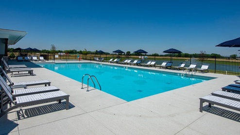 Trailside outdoor pool