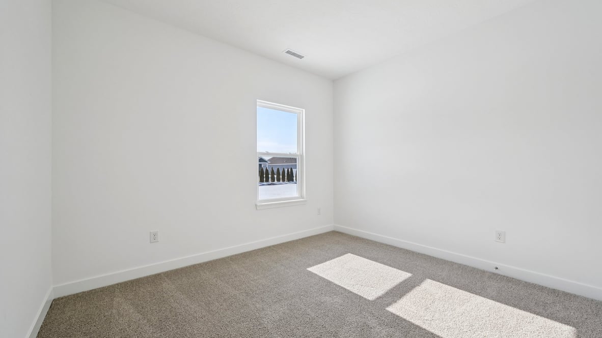 bedroom with spacious closet