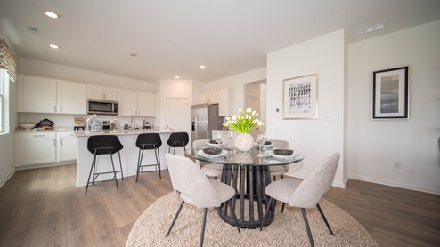 dining nook in between kitchen and great room