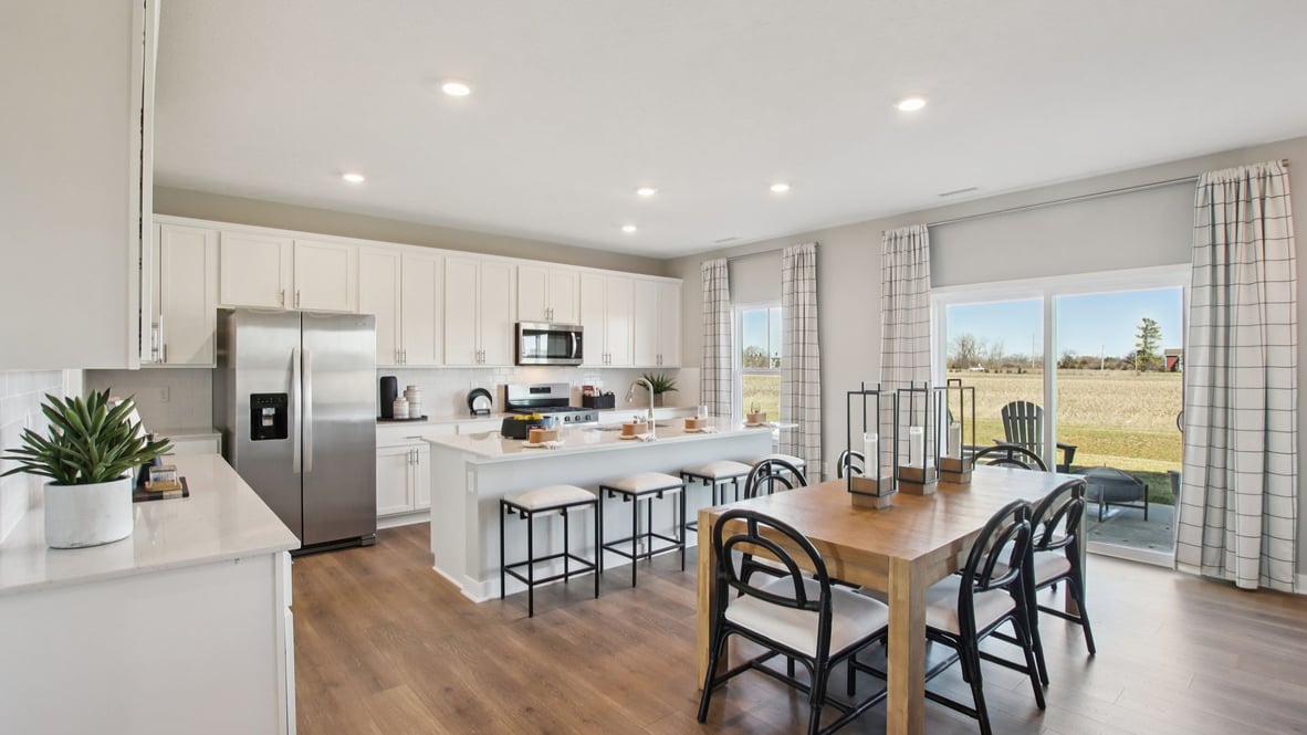 dining nook in between kitchen and great room