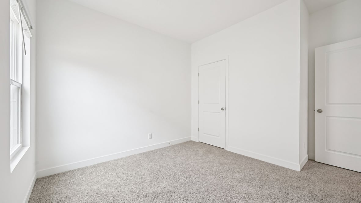 bedroom with spacious closet