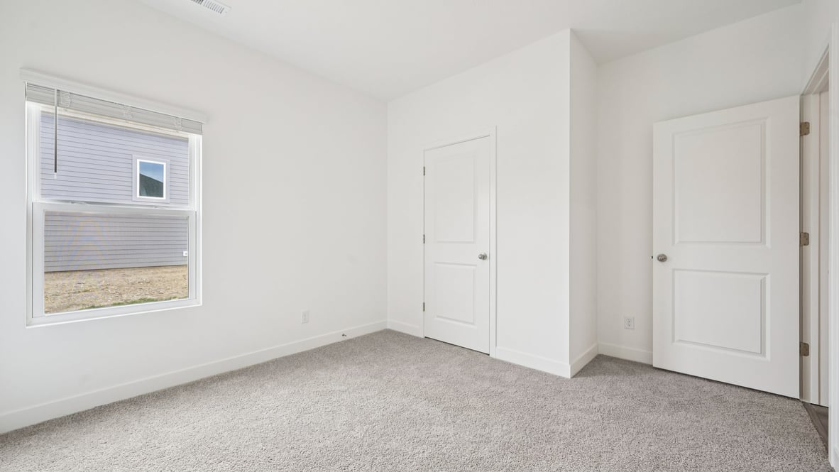 bedroom with spacious closet