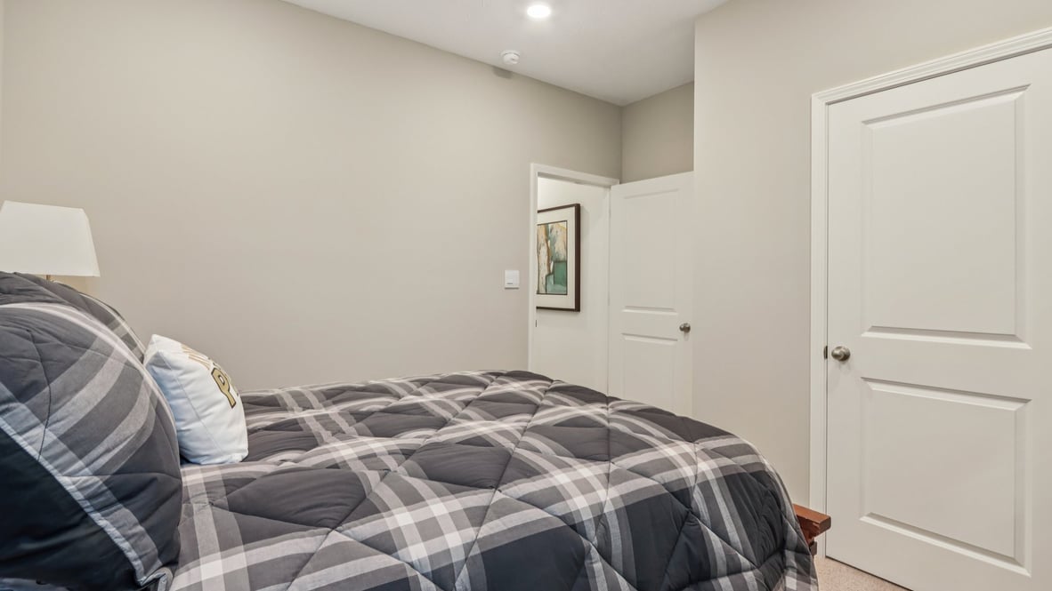 bedroom with spacious closet