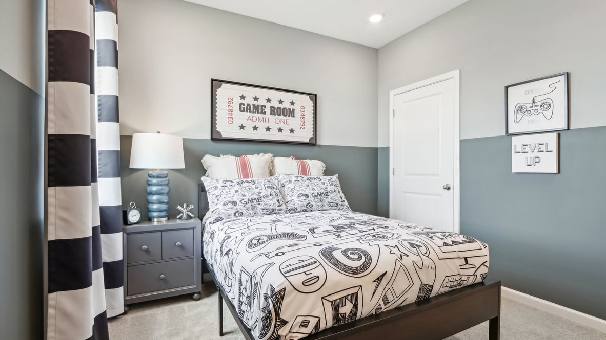 bedroom with spacious closet