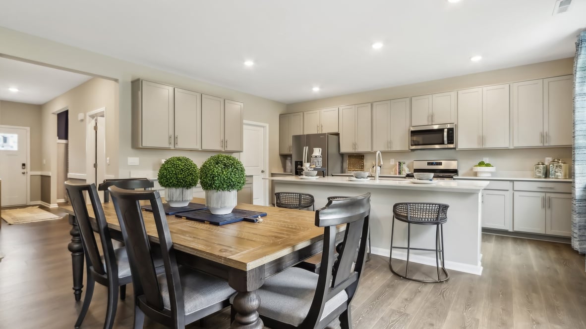 dining area and kitchen combo