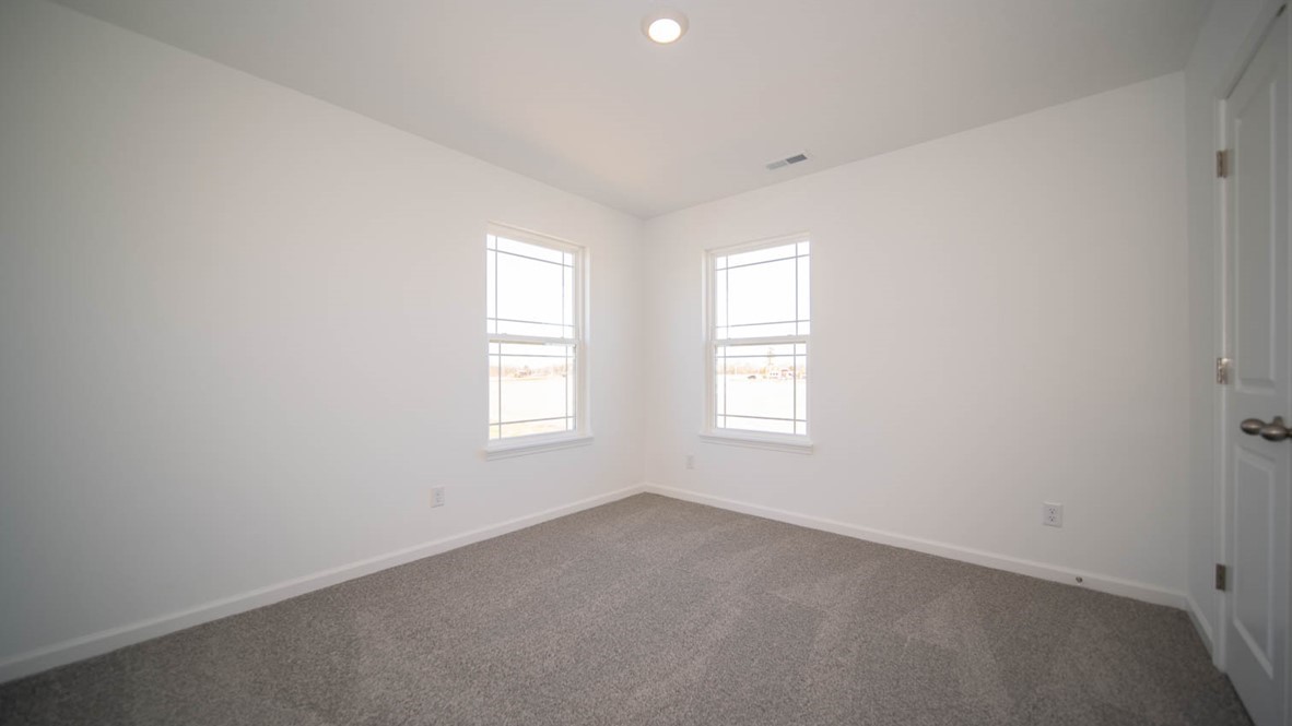 bedroom 3 with spacious closet