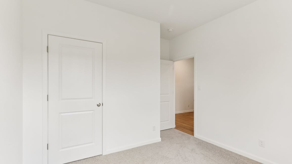 bedroom with spacious closet
