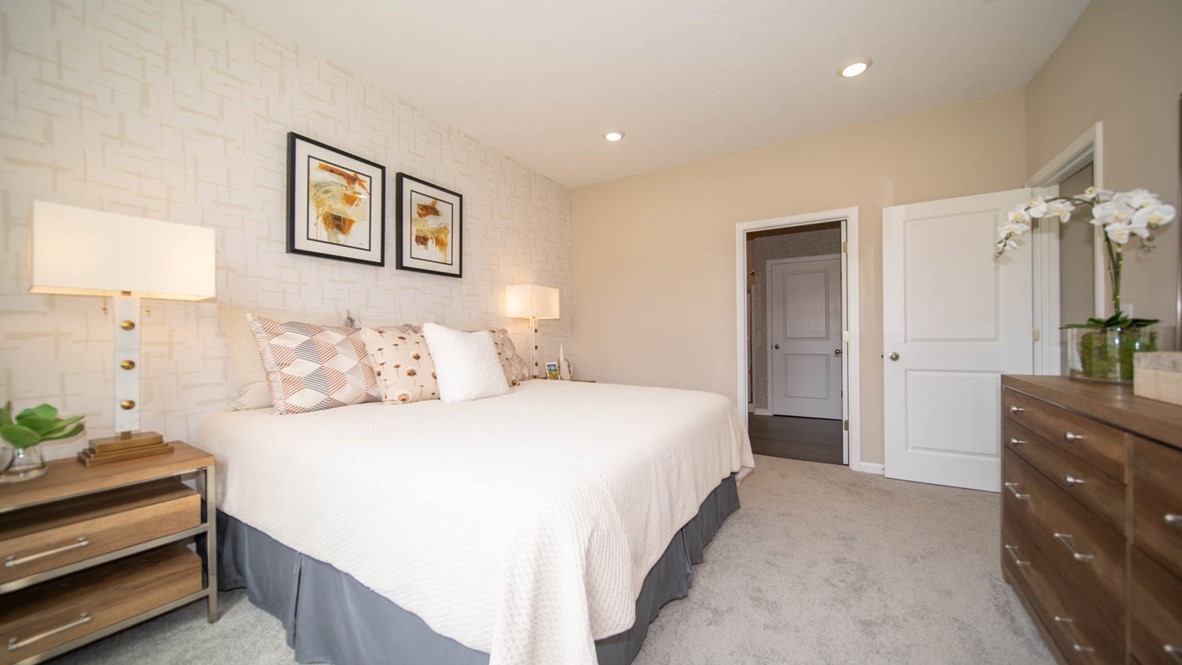 primary bedroom with ensuite