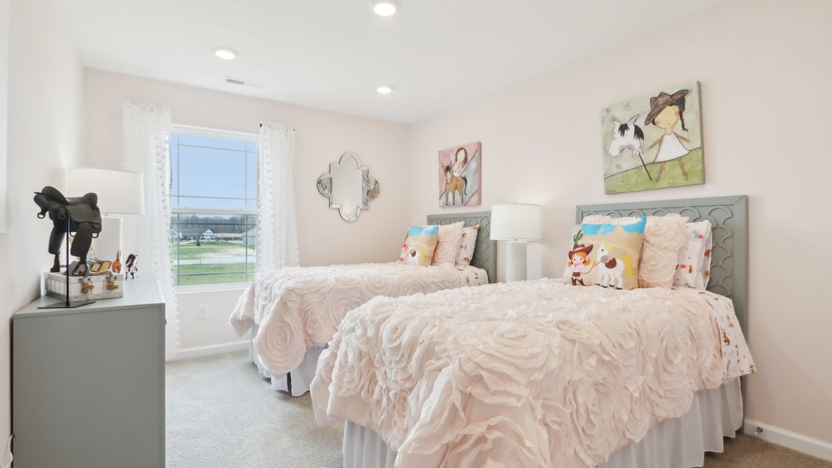 bedroom with spacious closet