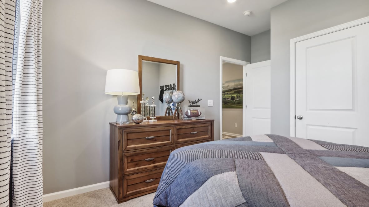 bedroom with spacious closet