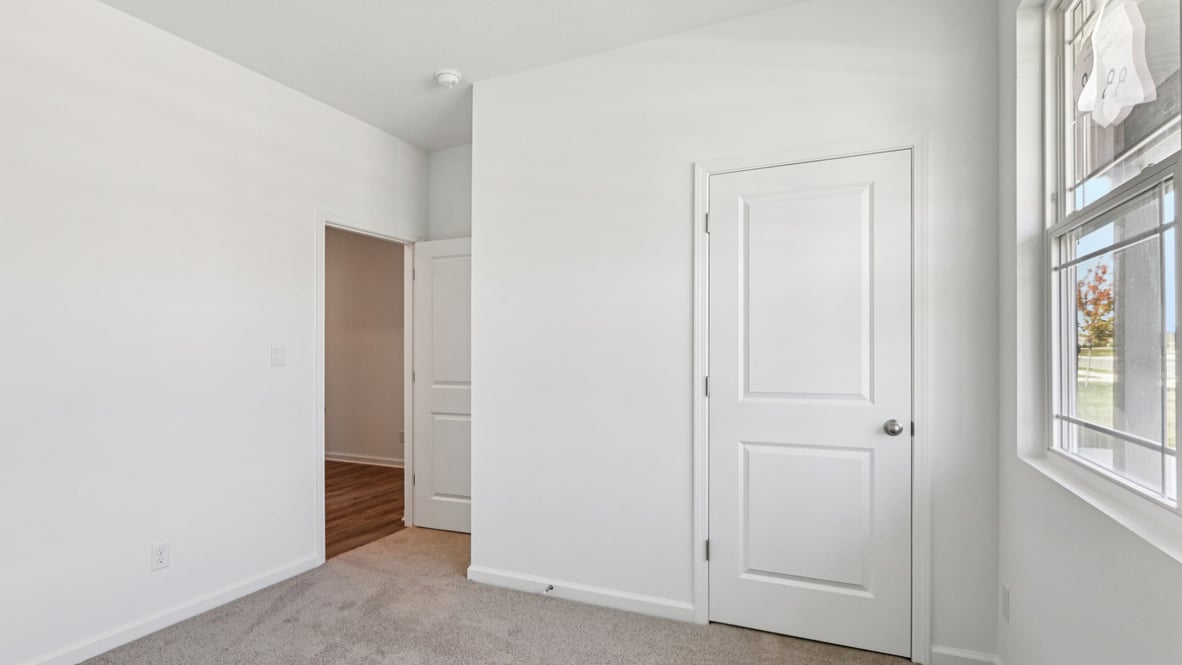 bedroom with spacious closet