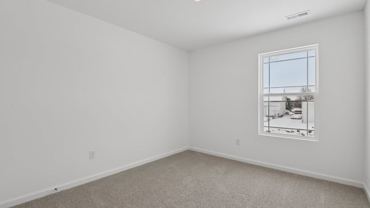 bedroom 3 with windo