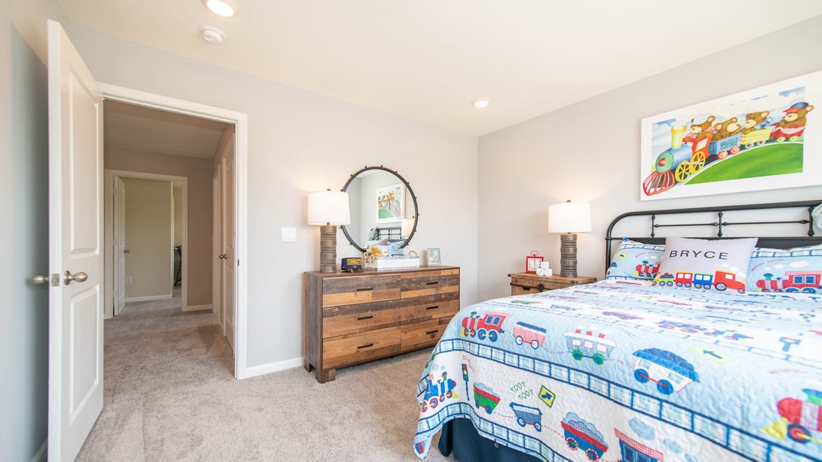 bedroom with spacious closet