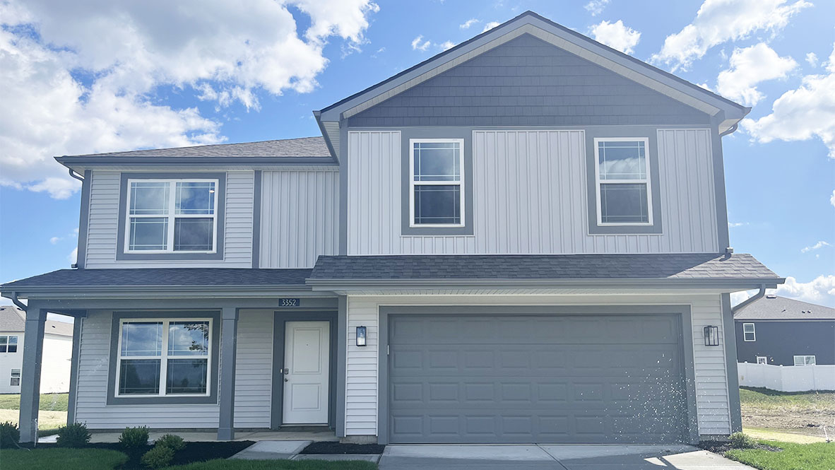 Henley D exterior front with light and dark brwon siding