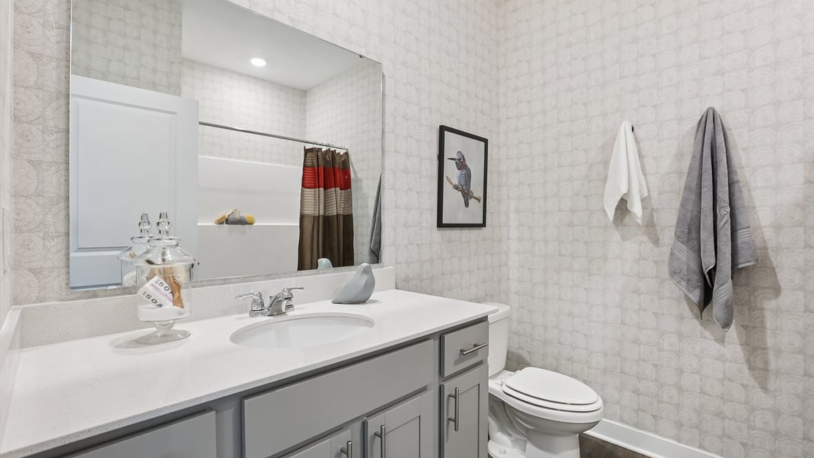 bathroom with shower and tub combo