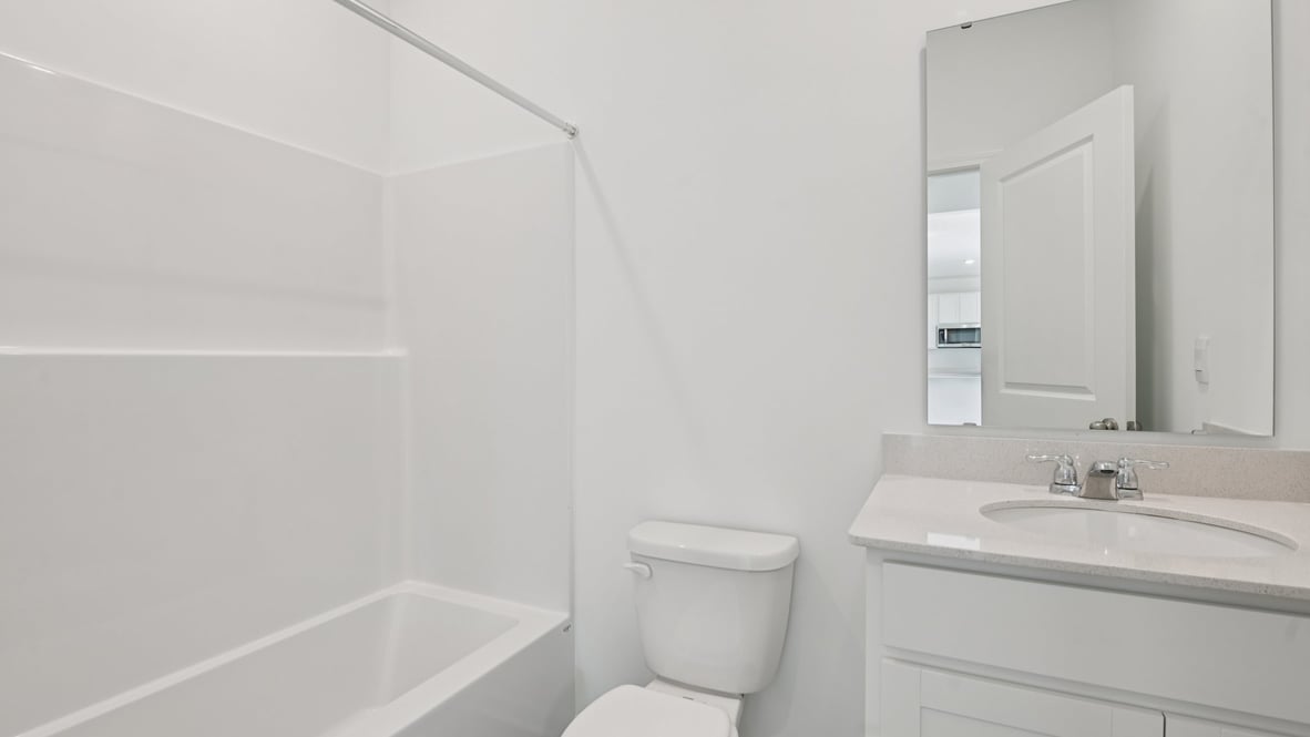 bathroom with shower and tub combo