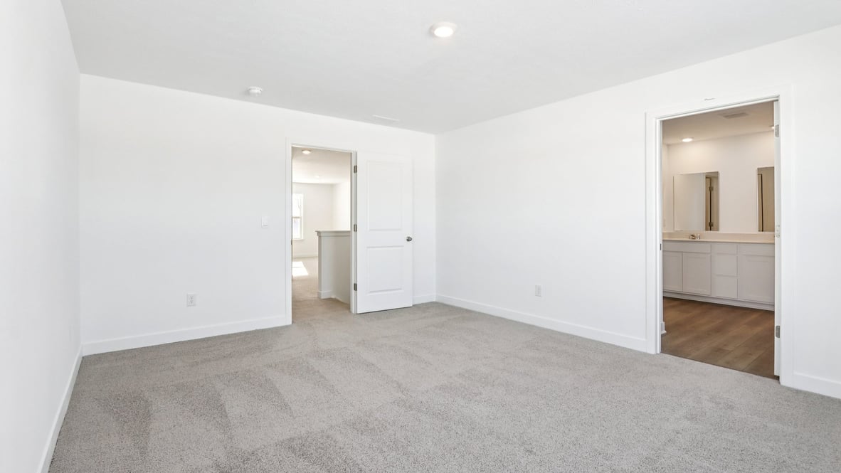primary bedroom with ensuite