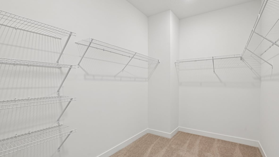 walk-in closet