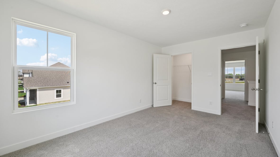 bedroom with spacious closet