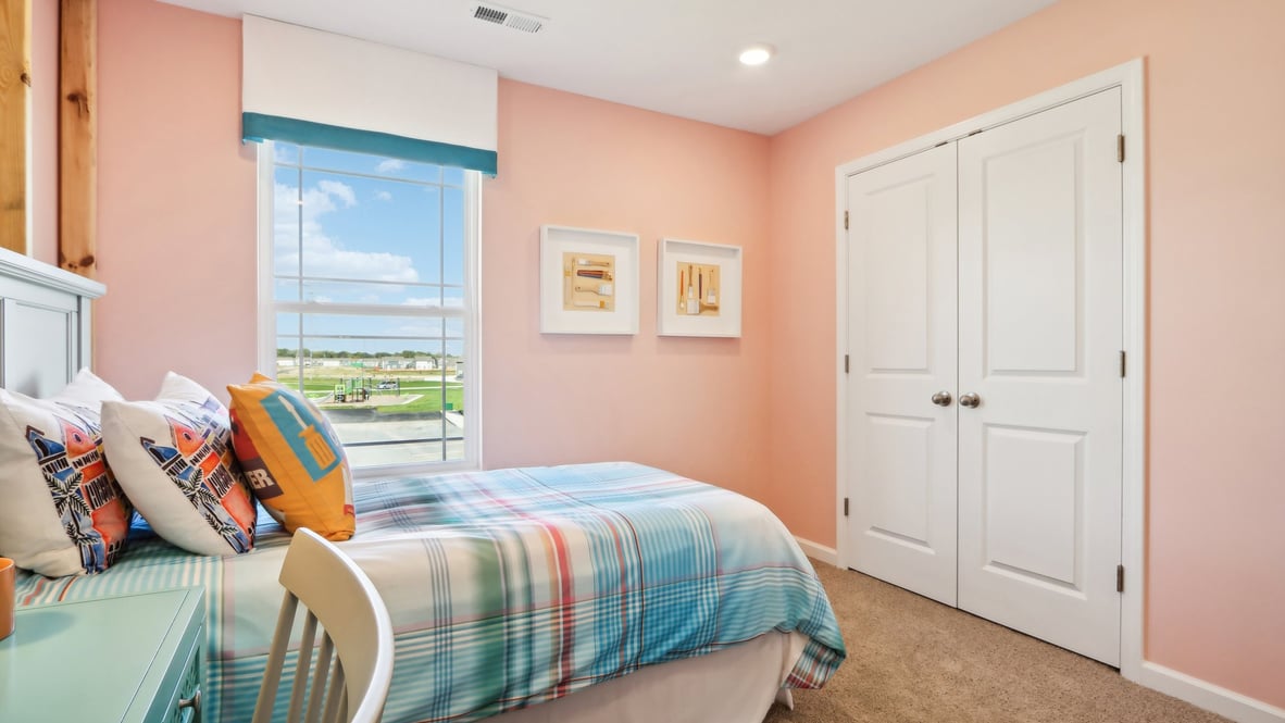 bedroom with spacious closet