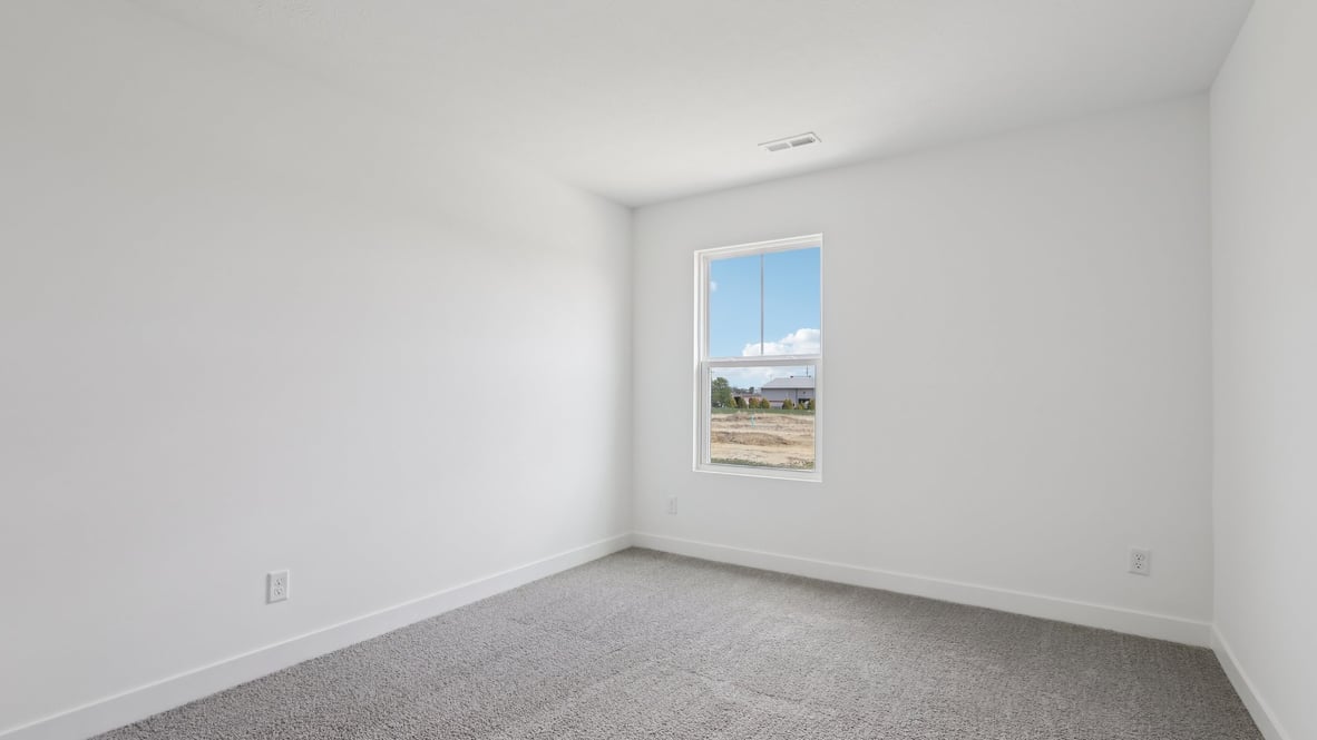 bedroom with spacious closet