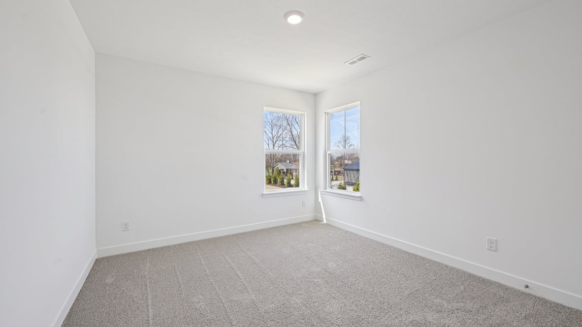 bedroom with spacious closet