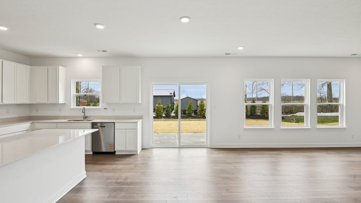 dining nook in between kitchen and great room