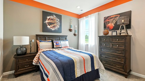 bedroom with spacious closet